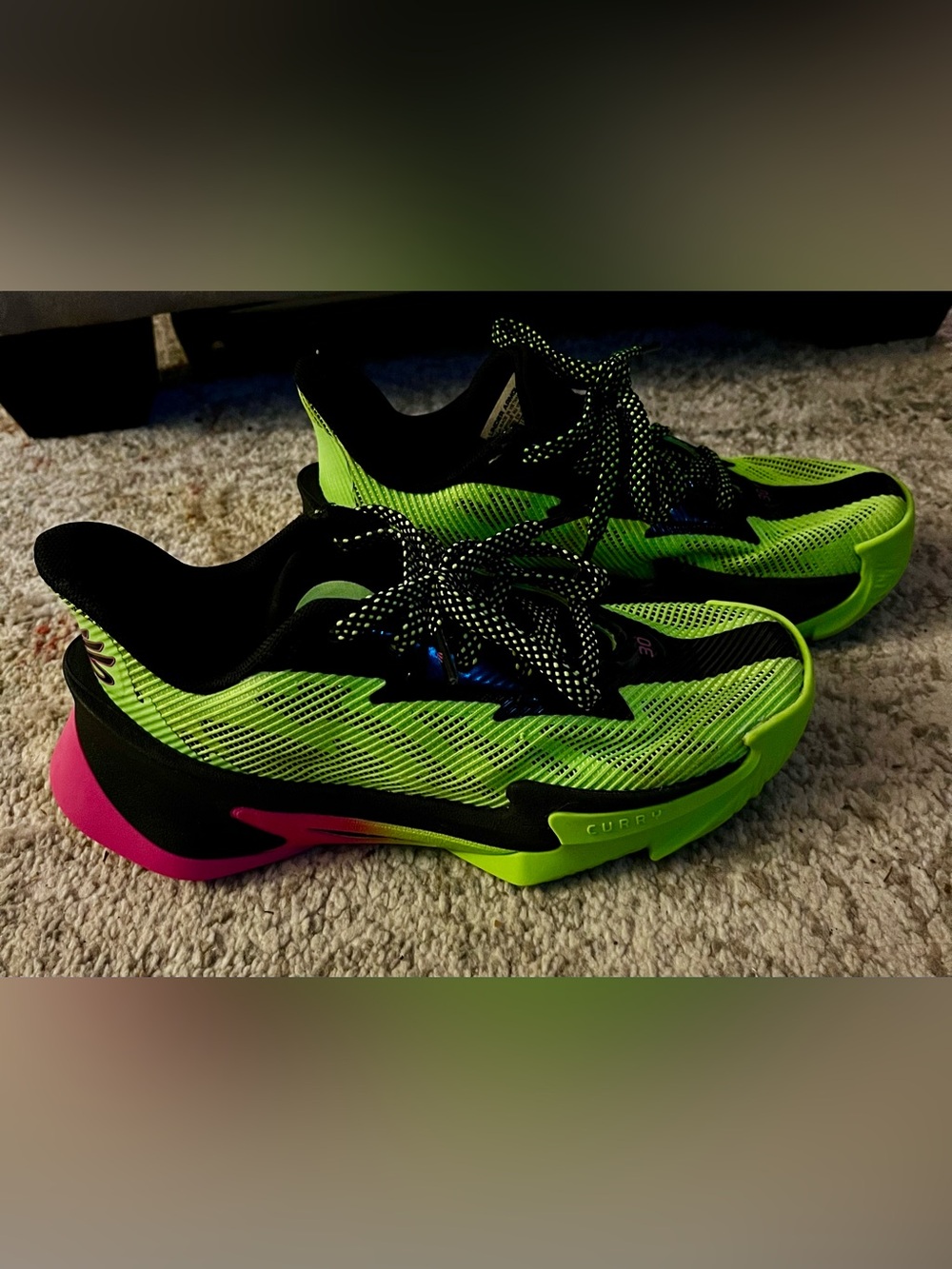 Under Armour Youth Bright Green Black Athletic Basketball Sneakers
